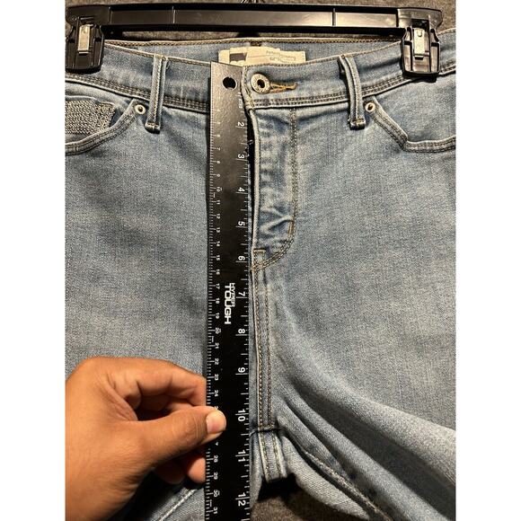 Levis 512 Women's Size 6 Light‎ Blue Jeans Slimming Stretch Boot Cut 28x31 - Picture 4 of 7